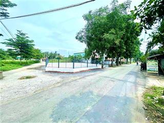 Chính chủ bán nền góc 2 mặt tiền 392.6m2 giá 11.050 tỷ còn thương lượng. ngay trường cấp 2 tân nhựt