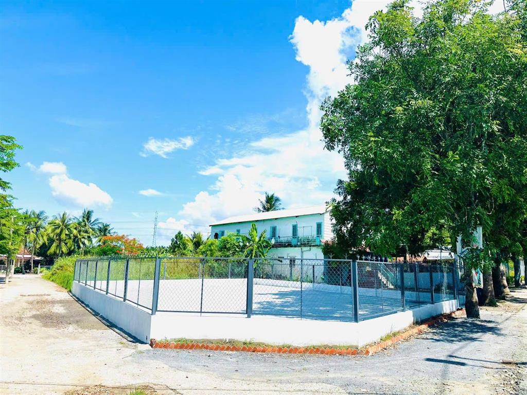 Chính chủ bán nền góc 2 mặt tiền 392.6m2 giá 11.050 tỷ còn thương lượng. ngay trường cấp 2 tân nhựt