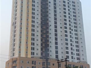 Bán cc south tower sổ 65m2, sử dụng 90m2. 2 ngủ 2 vs. đồ cơ bản. ban công nam. 4,8 tỷ. 0907 833 ***