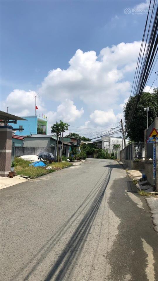 Bán (7.0 x 38.5) = 268 m2 đất hẻm 217 nt minh khai kp9phú hoà  xin  0964 859 ***  trân trọng!
