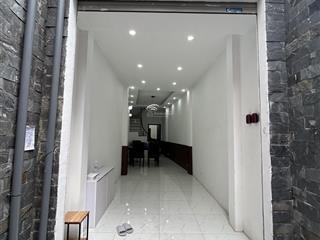 (chính chủ) cho thuê nhà ngõ tô hoàng 4 phòng ngủ, 1 phòng khách, 1 bếp, 1 sân để 4 xe máy