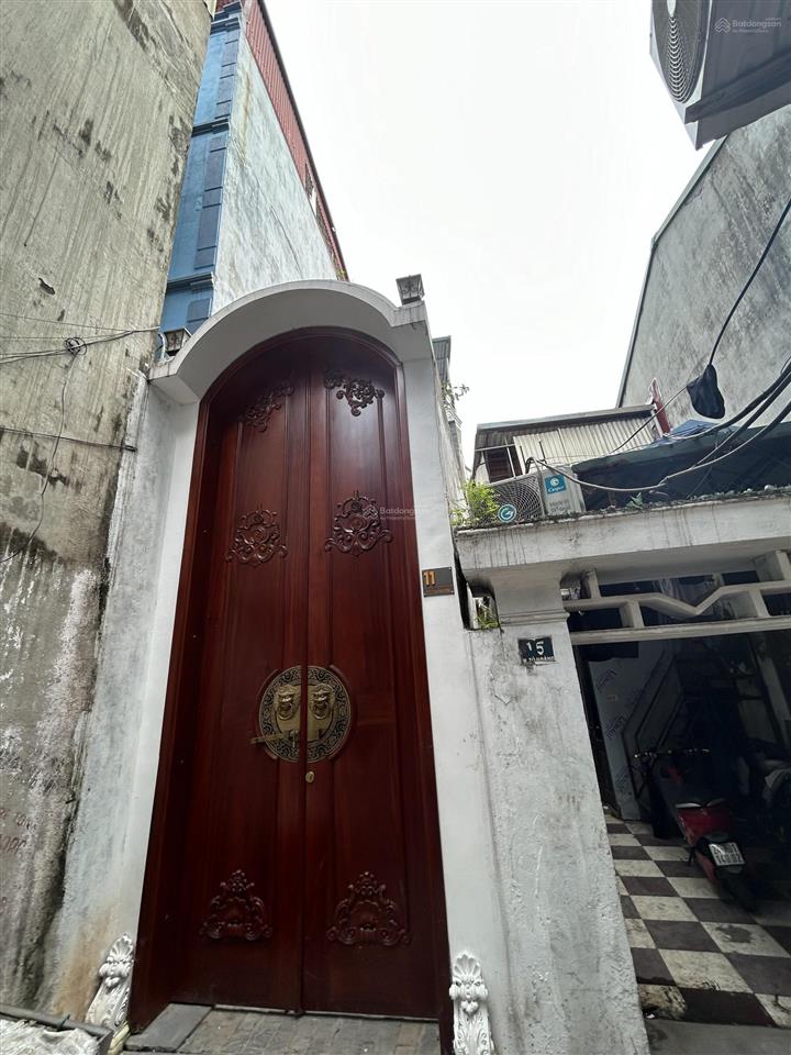 (chính chủ) cho thuê ngõ diện tích 60m2 x 3 tầng tô hoàng 4 phòng ngủ, 3 vs, 1 phòng khách, 1 bếp