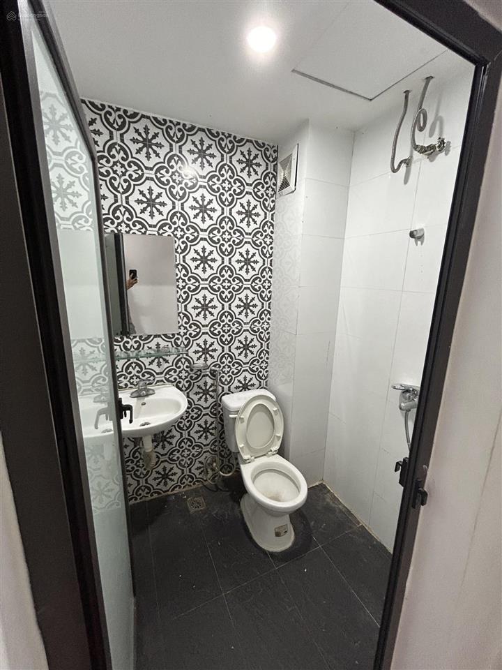 (chính chủ) cho thuê ngõ diện tích 60m2 x 3 tầng tô hoàng 4 phòng ngủ, 3 vs, 1 phòng khách, 1 bếp