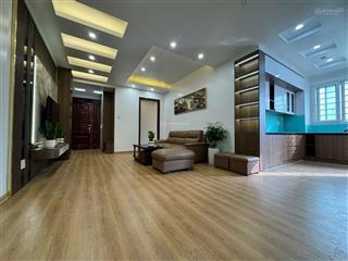 Bán căn hộ 3pn, 2wc, 106m2 mặt phố nguyễn hoàng, giá 6 tỷ vnd