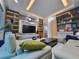Nhà xuân thủy ô tô tránh ngay phố kinh doanh 62m2, giá rẻ