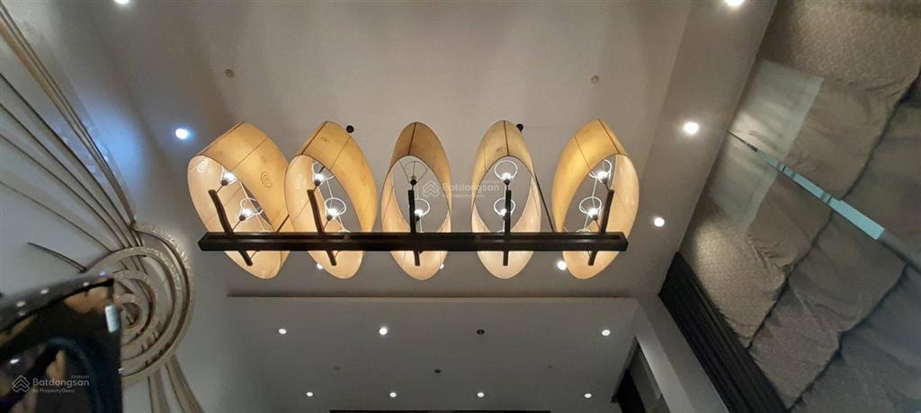 Biệt thự lô góc phân lô vỉa hè 220m trung hòa mặt tiền lên tới 26m giá rẻ