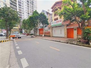 Mặt phố to, vỉa hè cực rộng 194m mặt tiền 9m giá siêu hấp dẫn