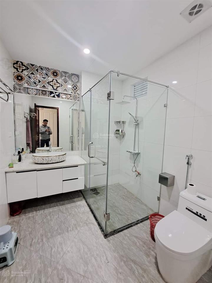 Bán nhà văn quán ô tô vào nhà, 50m2 5 tầng thang máy, nhà đẹp về ở ngay chỉ 16,9 tỷ  0942 193 ***