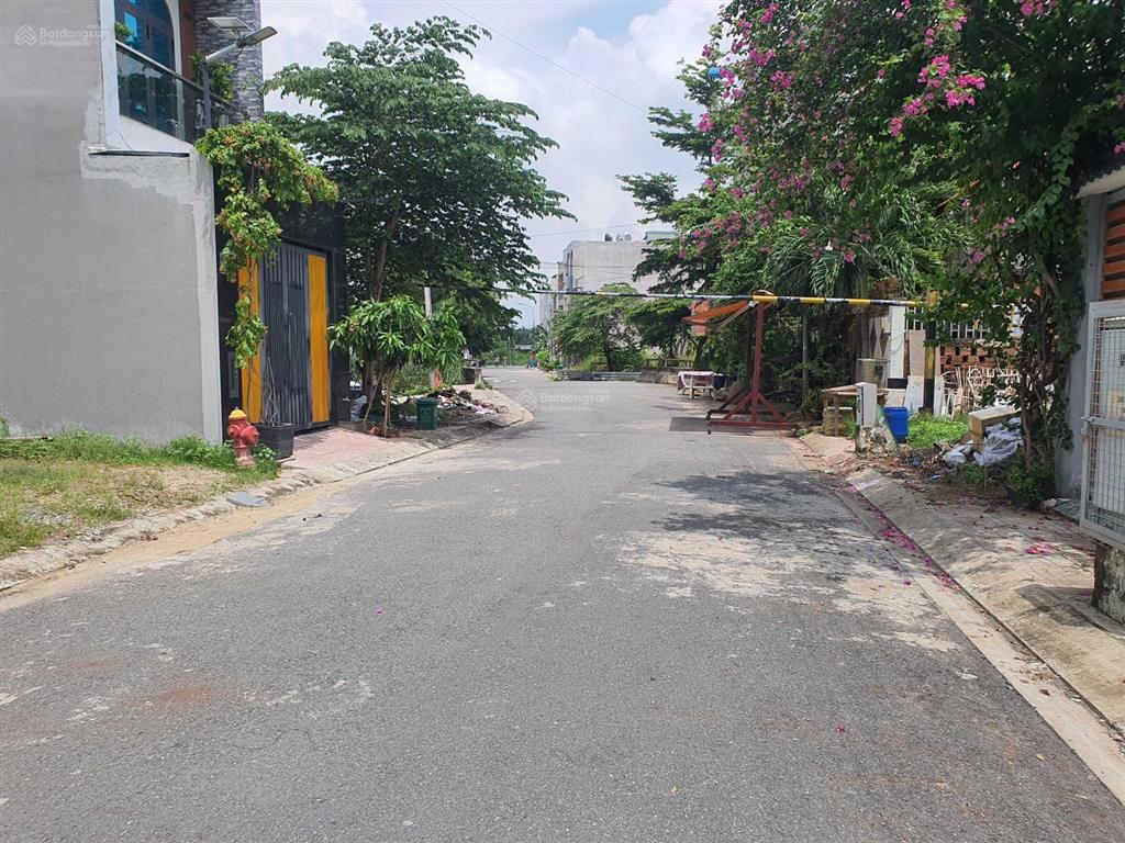 Bán nhanh nền đất 125m2 khu dân cư kiến á đường liên phường, giá 11 tỷ