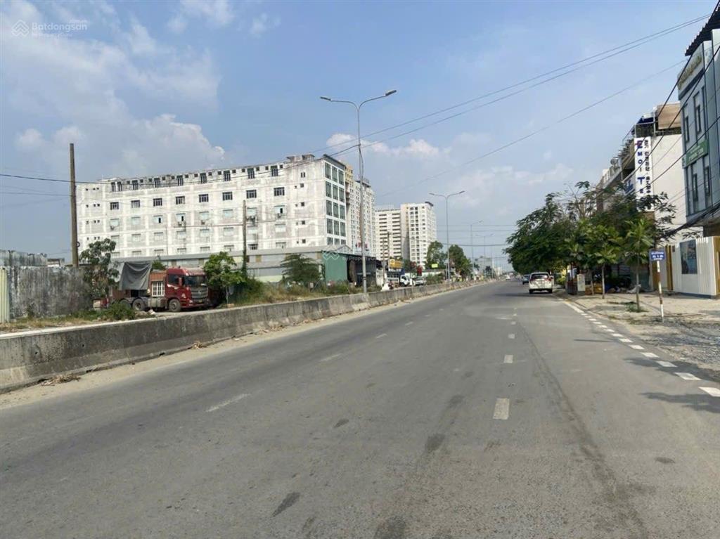 Cần bán nhanh 240m2 đất nền trục 16m đường liên phường, quận 9, giá 95 tr/m2