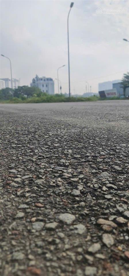 Bán nhanh 10x20m đất nền liên phường quận 9, giáp quận global city, giá 84 tr/m2