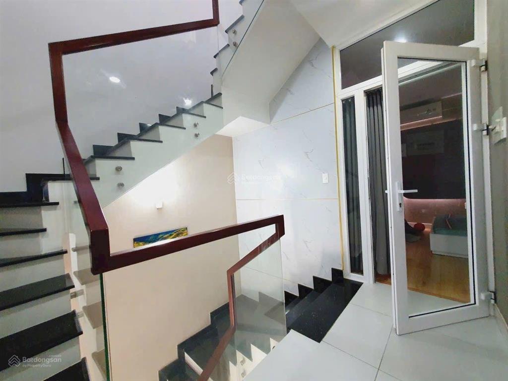 Cần bán nhanh 220m trục đường 12m gần chung cư hausneo giá 73 tr/m2