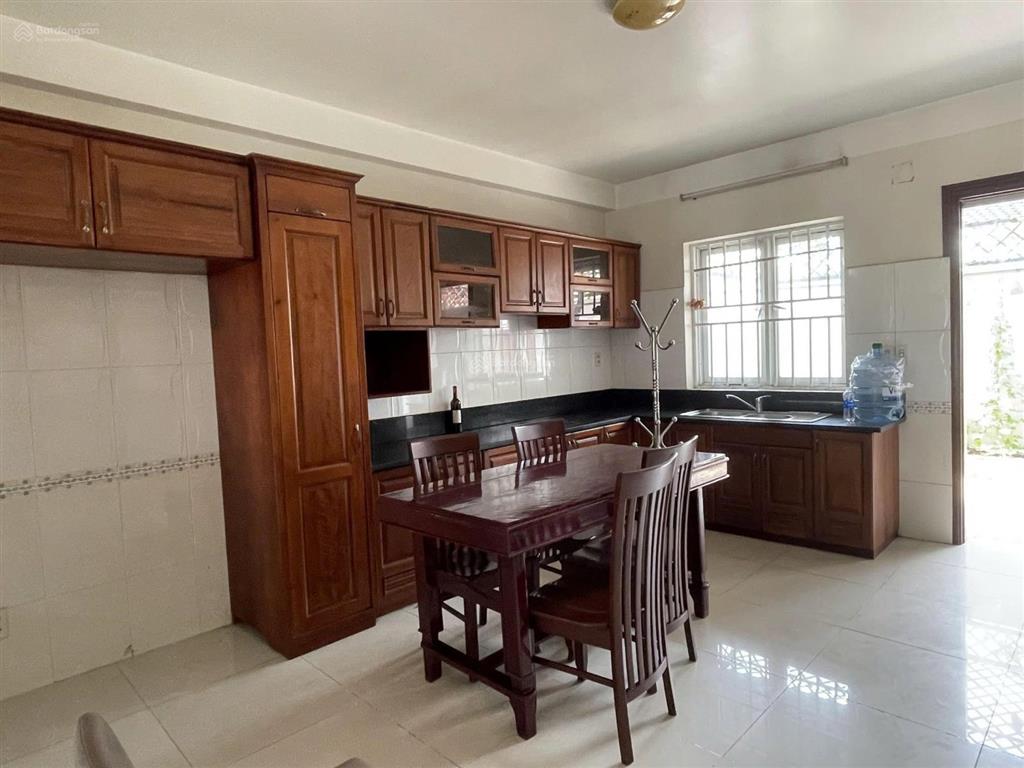 Cần bán nhanh 220m trục đường 12m gần chung cư hausneo giá 73 tr/m2