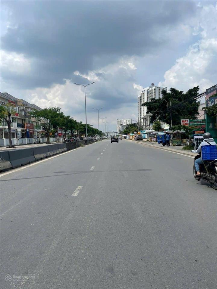 Bán nhanh lô góc 200m2 đất nền kiến á liên phường quận 9 giá 84 tr/m2 trục 12m thông thoáng