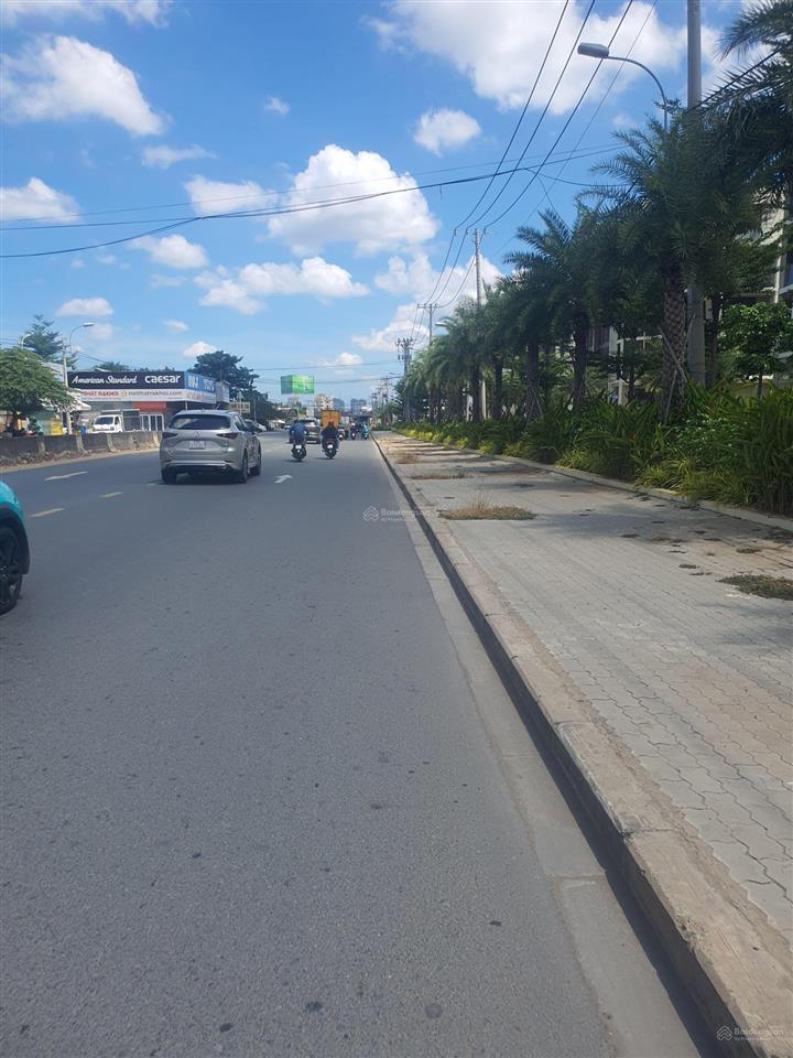 Bán nhanh nhà 1 trệt 3 lầu mặt tiền đỗ xuân hợp quận 9 giá 21,5 tỷ