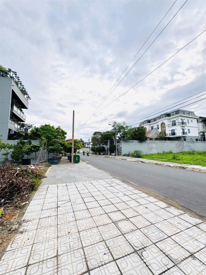 Cần bán nhanh 420m, ngang 14m ngay đỗ xuân hợp, quận 9, giá 55 tr/m2