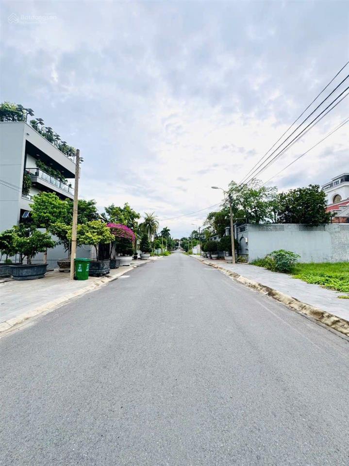 Cần bán nhanh 420m, ngang 14m ngay đỗ xuân hợp, quận 9, giá 55 tr/m2