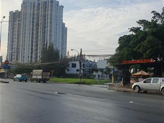 Bán nhanh nhà 1 trệt 3 lầu shop verosa park khang điền view công viên giá 14,5 tỷ