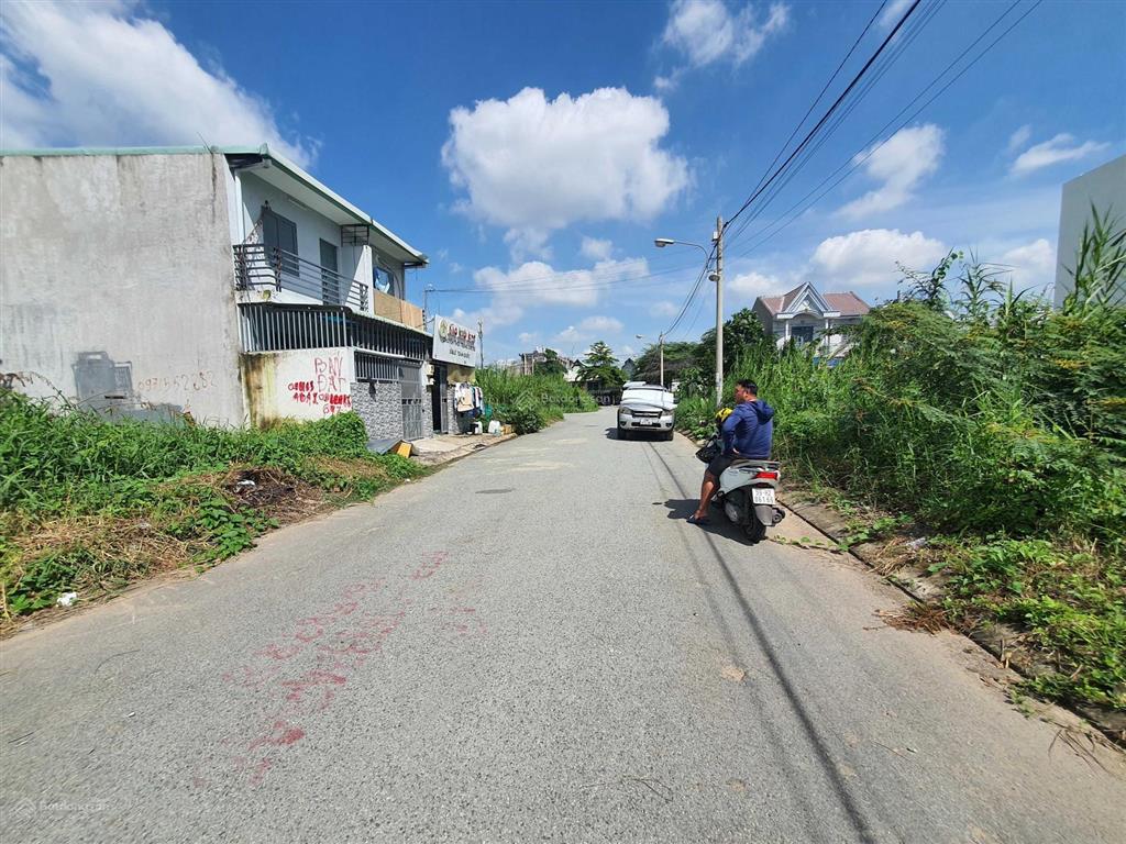 Chính chủ bán lô đất ngay sát mặt tiền bưng ông thoàn khu sam sung