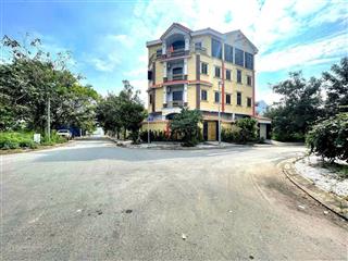 Bán nhanh đất biệt thự 156m2, ngay đường bưng ông thoàn quận 9 giá 61 tr/m2