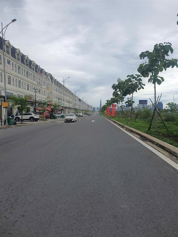 Bán nhanh 384m đất gần global city quận 2 giá 74 tr/m