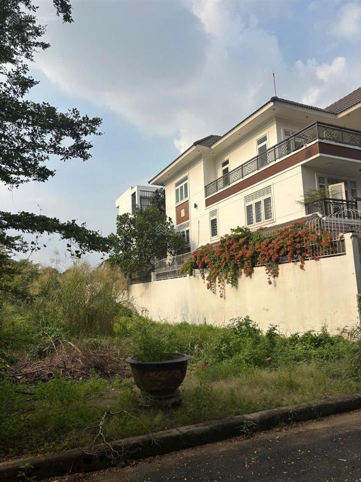 Cần bán nhanh 240m đất nền trục chính đường d3 liên phường vô tầm 300m giá tốt