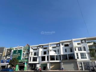 Bán nhanh nhà phố 130m mặt tiền đường liên phường quận 9 giá tốt nhất thị trường