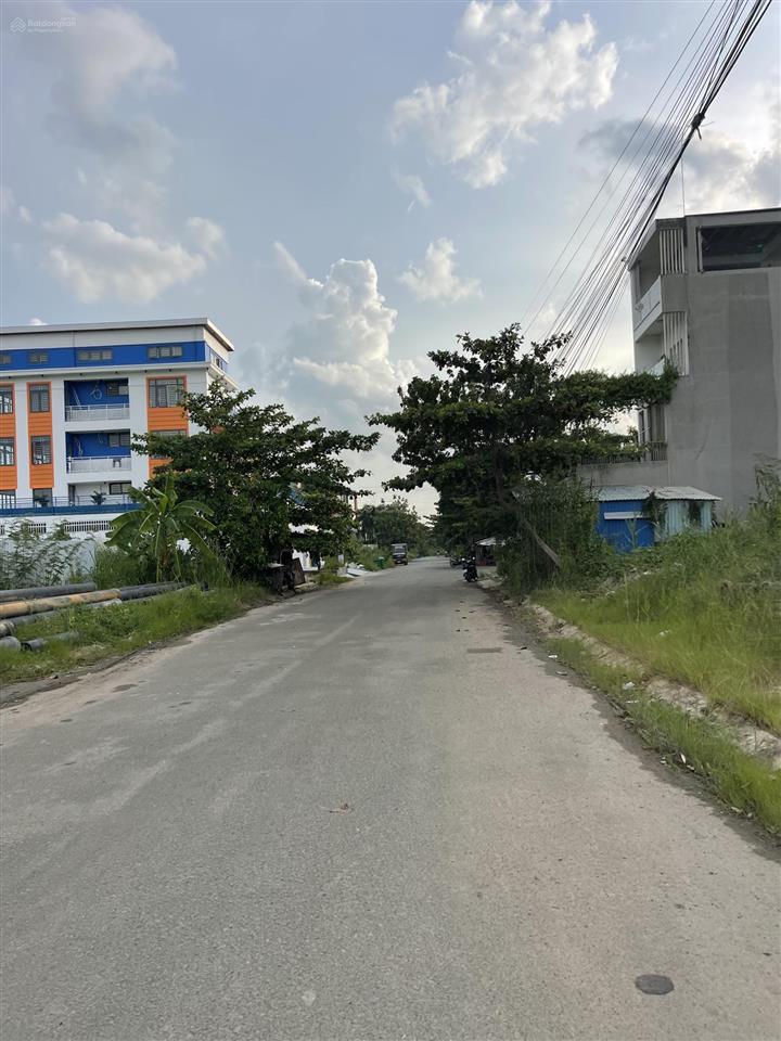 Bán nhanh lô đất 90m trục đường d1 ( rộng 25m ) khu nam long giá tốt ( chỉ 11.2 tỷ )