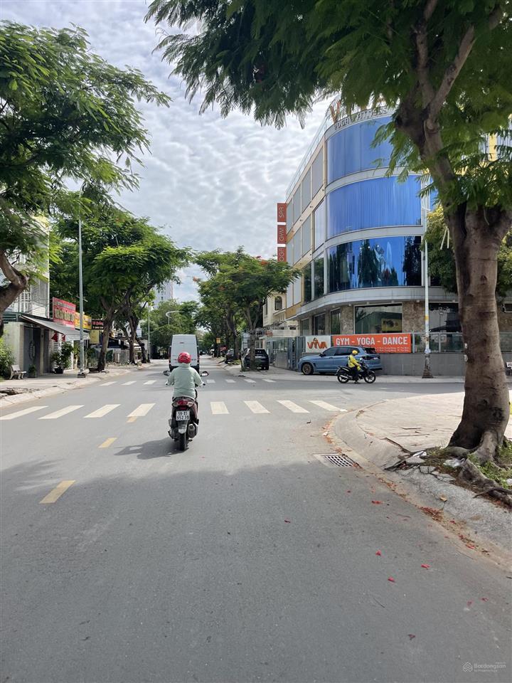 Cần bán nhanh lô 110m trục 14m thông thoáng giá tốt khu đông thủ thiêm / sát công viên, giá tốt