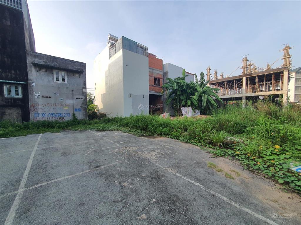 Bán lô đất 110m2 ngay gần đông tăng long giá 5.3 tỷ (sổ sẵn)