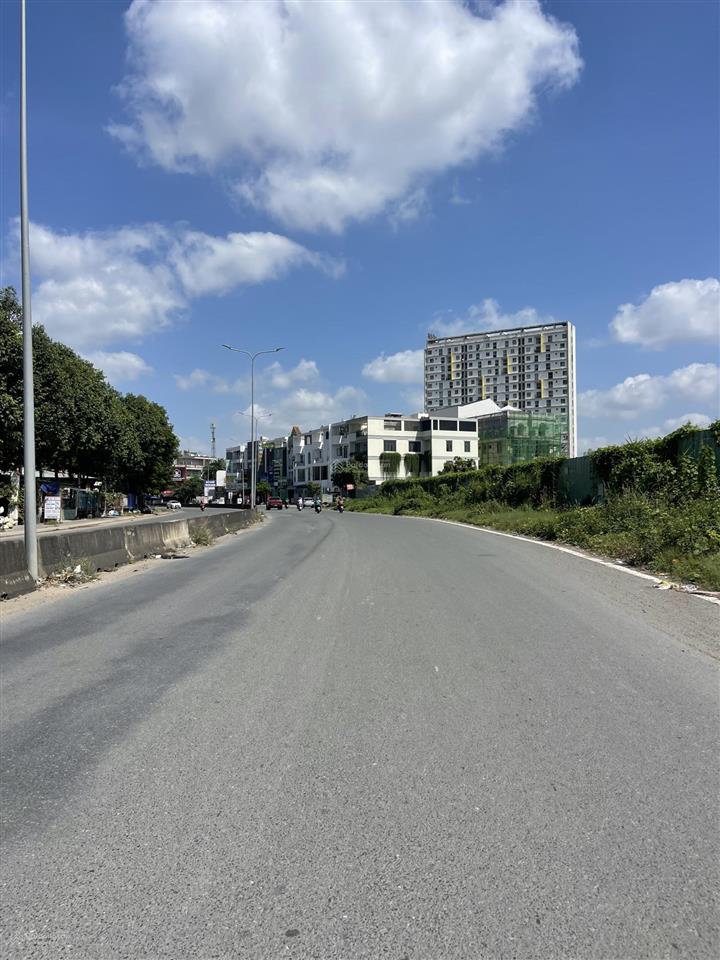 Cần bán nhanh đất nền liên phường quận 9 5x29m giá 14 tỷ / mặt sau lưng cao đẳng sư phạm