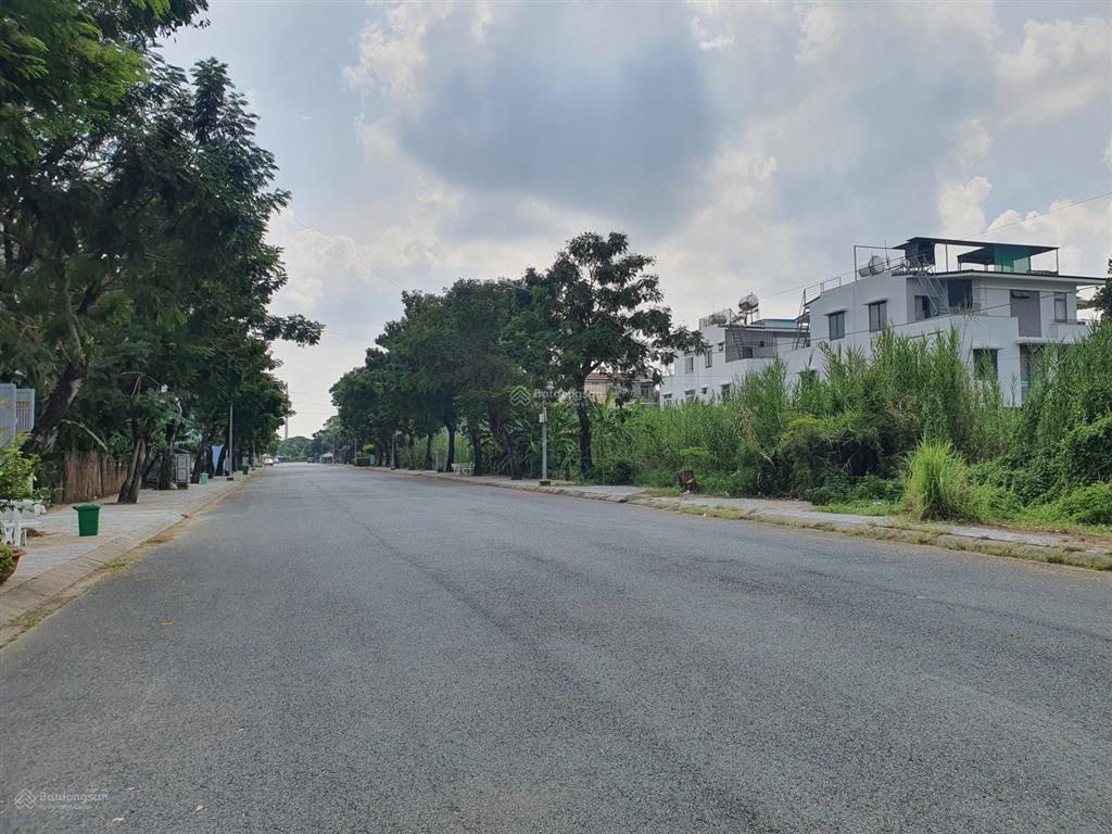Chính chủ bán lô biệt thự kdc hưng phú (giá 76 triệu/m2)