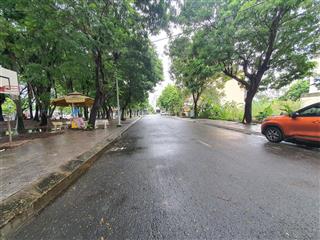 Chính chủ bán lô đất trục đường 20m kdc hưng phú ( giá 79 triệu/m2 )