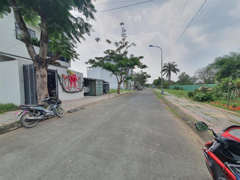 Chủ kẹt tiền cần bán lô đất topia khang điền 6x19m