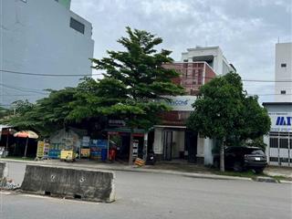 Bán nhanh nhà phố 1 trệt 2 lầu mặt tiền đường liên phường quận 9 giá 15 tỷ