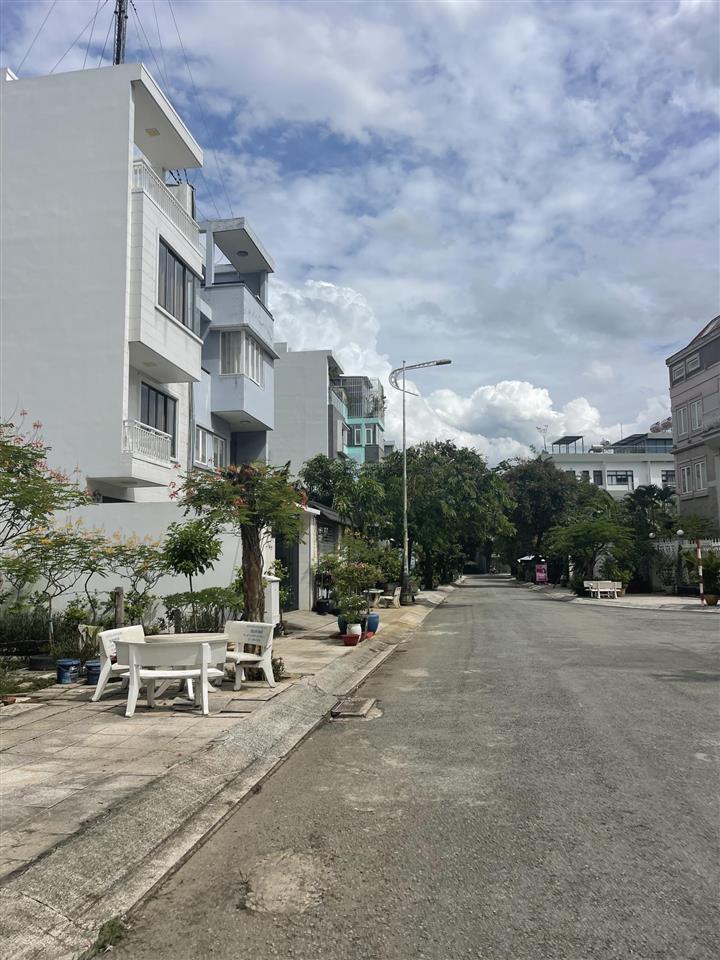 Bán nhanh 6x20m đất nền trục gần sông khu đông thủ thiêm quận 2, giá tốt