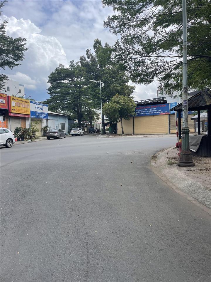 Bán nhanh 6x20m đất nền trục gần sông khu đông thủ thiêm quận 2, giá tốt