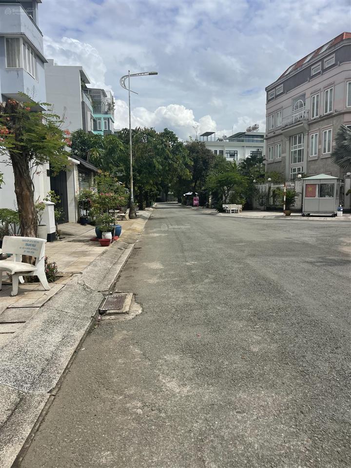 Bán nhanh 6x20m đất nền trục gần sông khu đông thủ thiêm quận 2, giá tốt