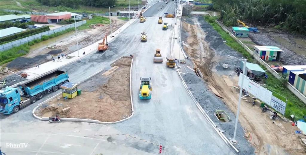 Cần bán nhanh lô 132m2 ngang 6m hưng phú đường liên phường quận 9 giá 85 tr/m2