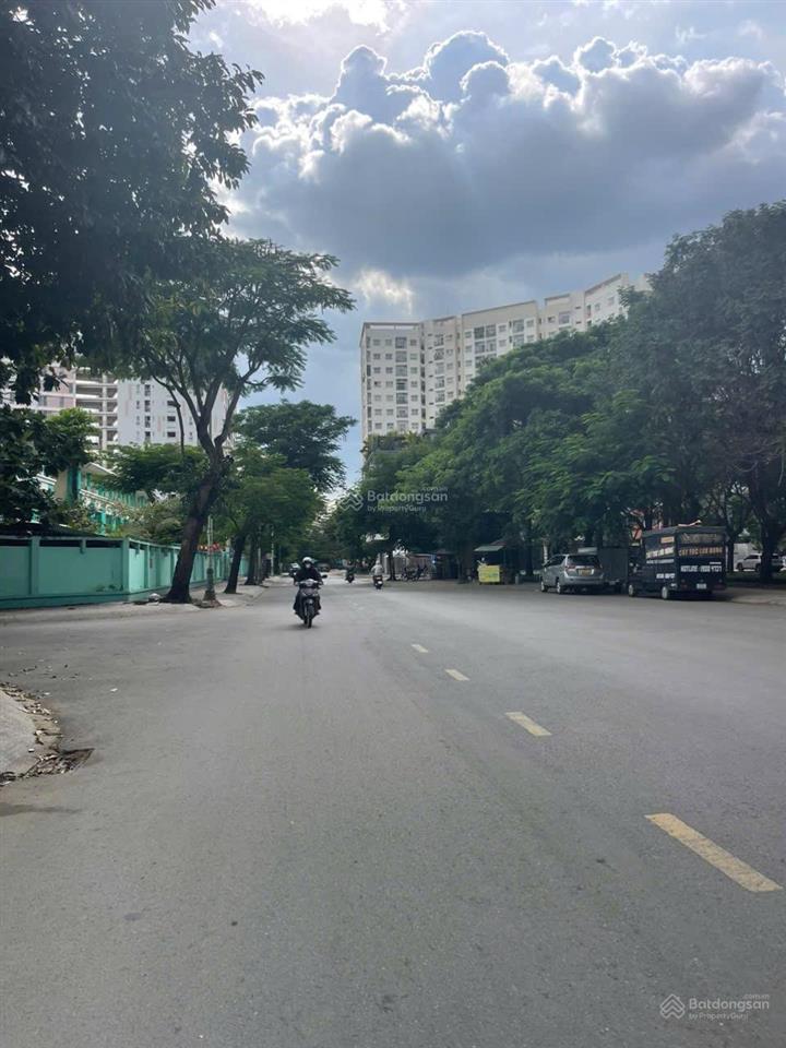 Bán nhanh nhà 3 lầu trục chính đường 56 ngay khu đông thủ thiêm ngay công viên lớn giá 22 tỷ