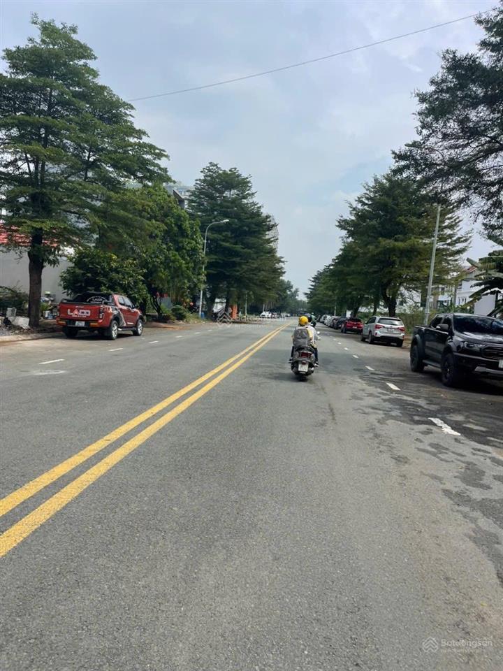 Bán nhanh 129m2 ngang 6m trục chính d1 đường 25m chung cư fuji giá tốt cho quý khách hàng