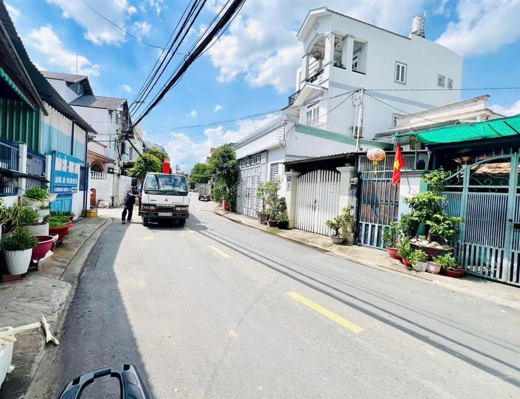 Bán nhanh gần 169m2 ngang 5,74m mặt tiền đường thạnh mỹ lợi ngay trung tâm nguyễn thị định, quận 2