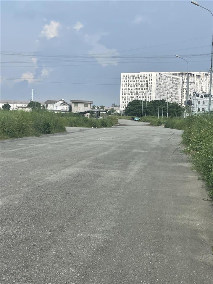 Bán nhanh 300m2 đất nền ngay global đỗ xuân hợp giá tốt