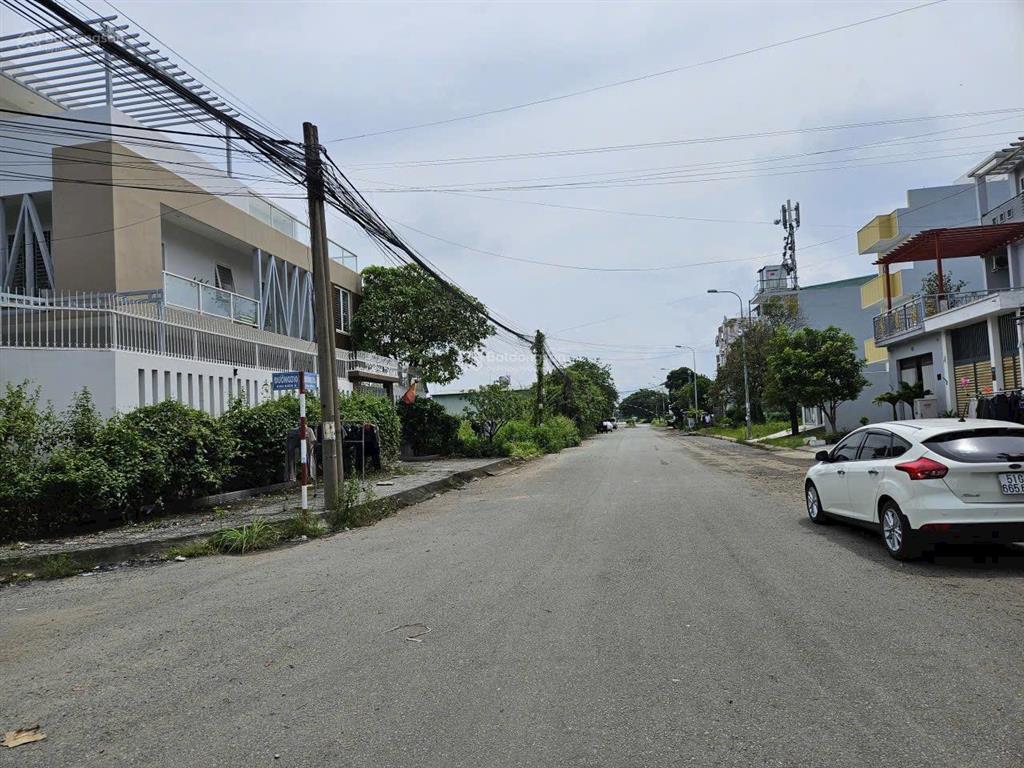 Bán nhanh 300m2 đất nền ngay global đỗ xuân hợp giá tốt