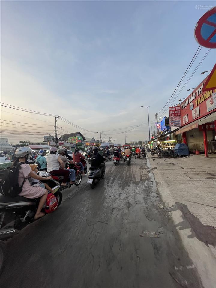 Bán nhanh mặt tiền lò lu ( đường 30m ) công nhận 215m ngang 9,54m giá 35 tỷ thương lượng