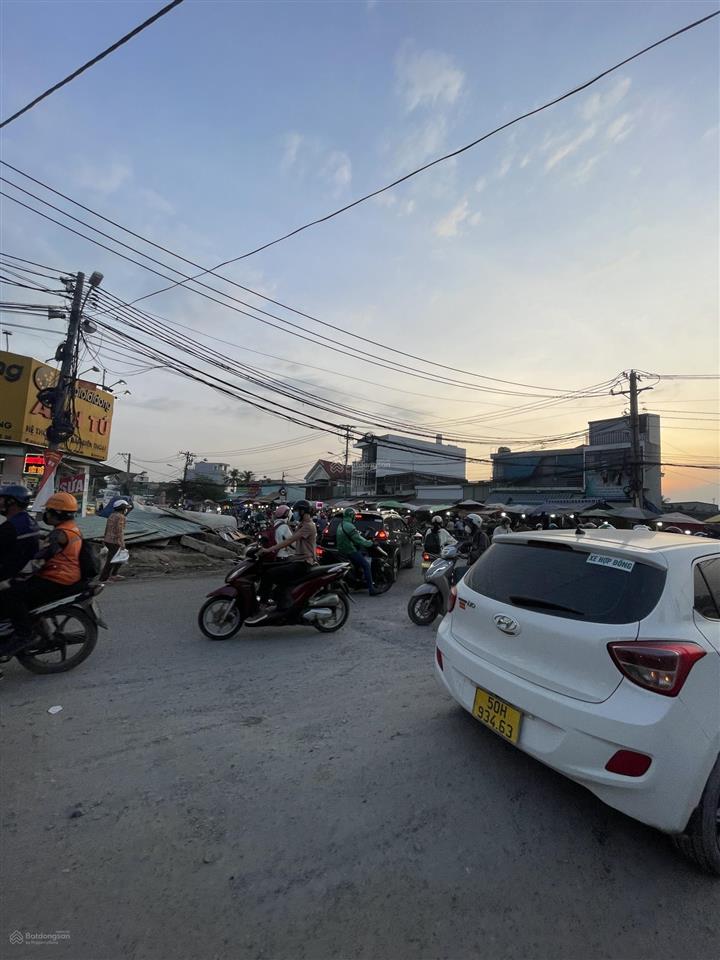 Bán nhanh mặt tiền lò lu ( đường 30m ) công nhận 215m ngang 9,54m giá 35 tỷ thương lượng