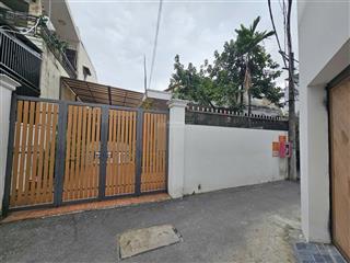 Bán nhà sân vườn kiệt đường nhựa 6m trưng nữ vương  dt 242m2 giá rẻ chỉ 50 tr/m2.  0976 309 ***