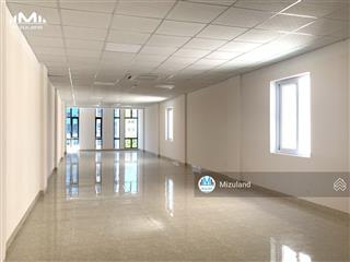 Có ngay văn phòng cho thuê 100m² vuông đẹp vị trí đẹp, tối ưu chi phí & công năng sử dụng