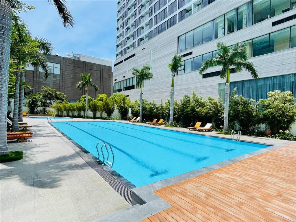 Bán căn hộ cao cấp azura tầng cao 2 phòng ngủ, giá 8.5 tỷ  toàn huy hoàng realty