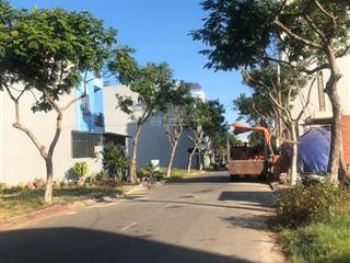 Bán lô đất đẹp 90m2 kẹp cống đường đa mặn đông khu cán bộ hải quân đối diện khu đô thị nam việt á